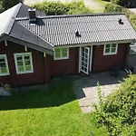 Ernestine - 500m To The Fjord By Interhome Feriehus *