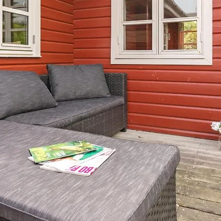 Ernestine - 500m To The Fjord By Interhome *