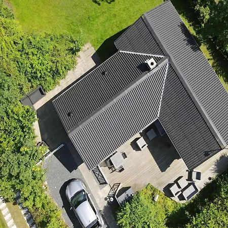 Ernestine - 500m To The Fjord By Interhome *