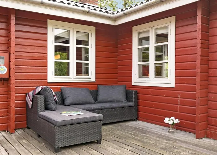 Ernestine - 500m To The Fjord By Interhome